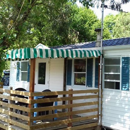 Hotel Camping Les Peupliers à Saint-Pere-en-Retz Extérieur photo